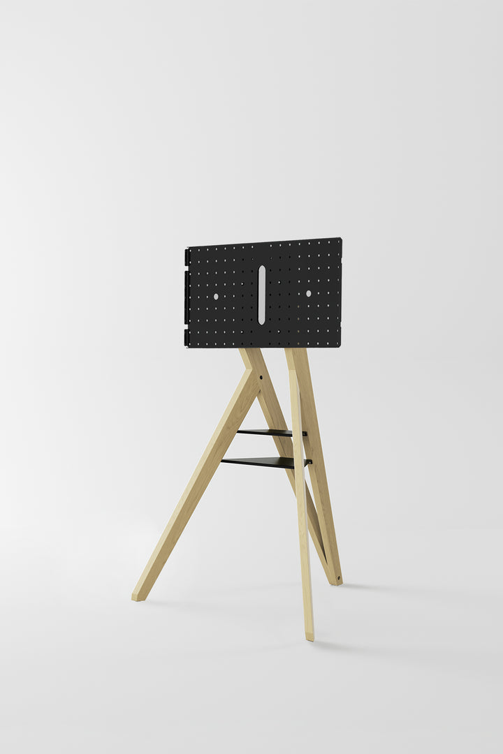 TV and monitor stands from <tc>Castors</tc> to 65 inches - <tr48