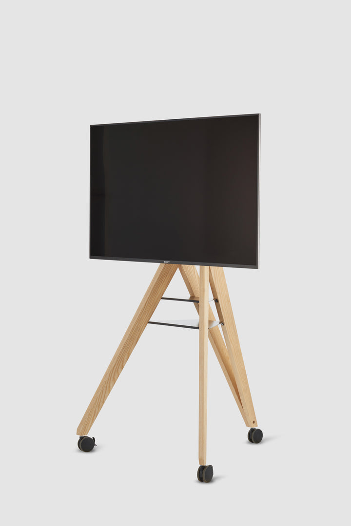 TV Ständer aus Holz von roomours