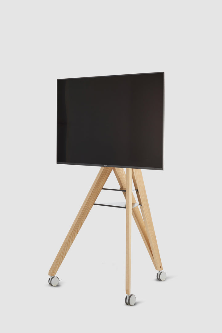 TV Ständer aus Holz von roomours