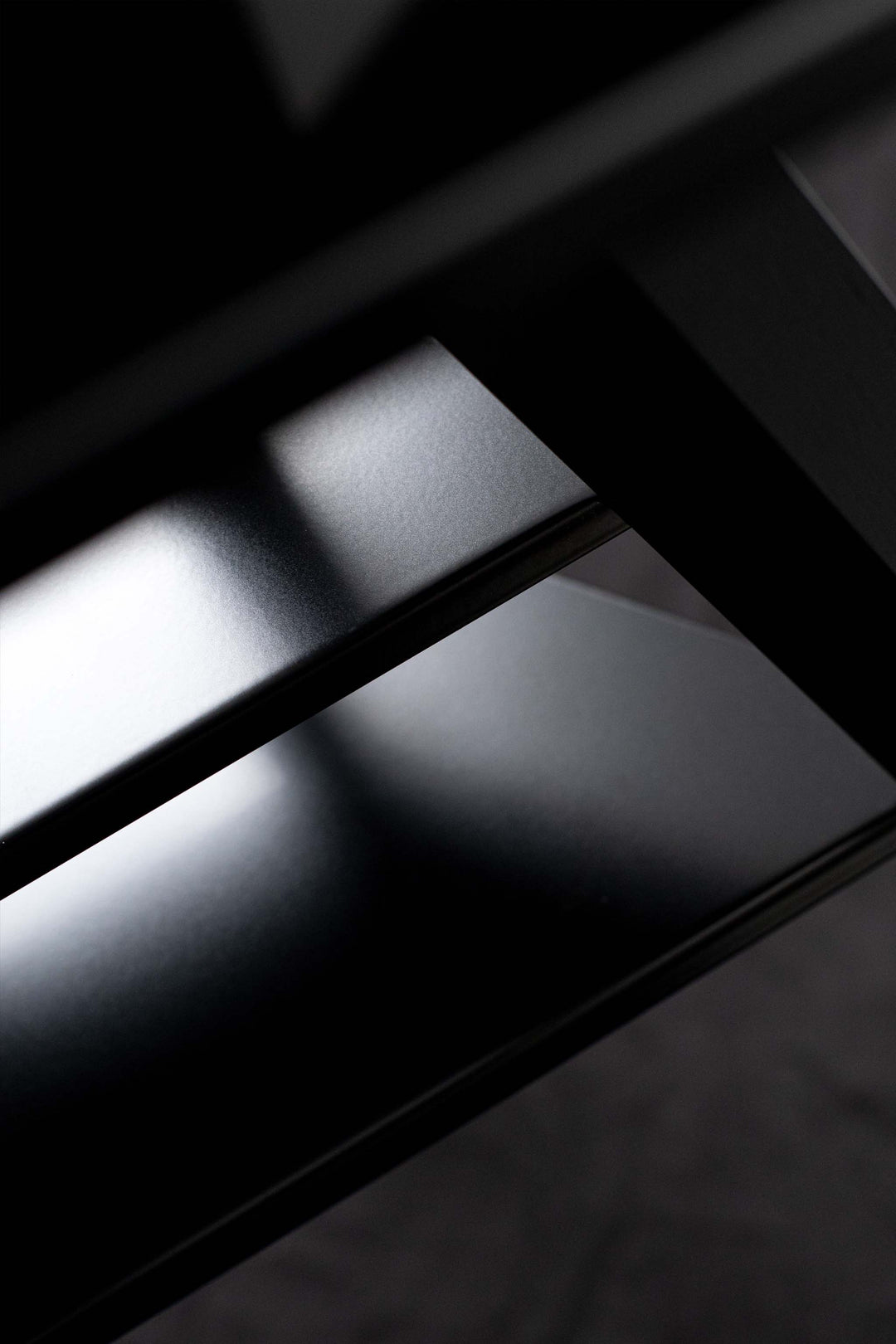 Detailansicht Ablagen zu Monitorständer