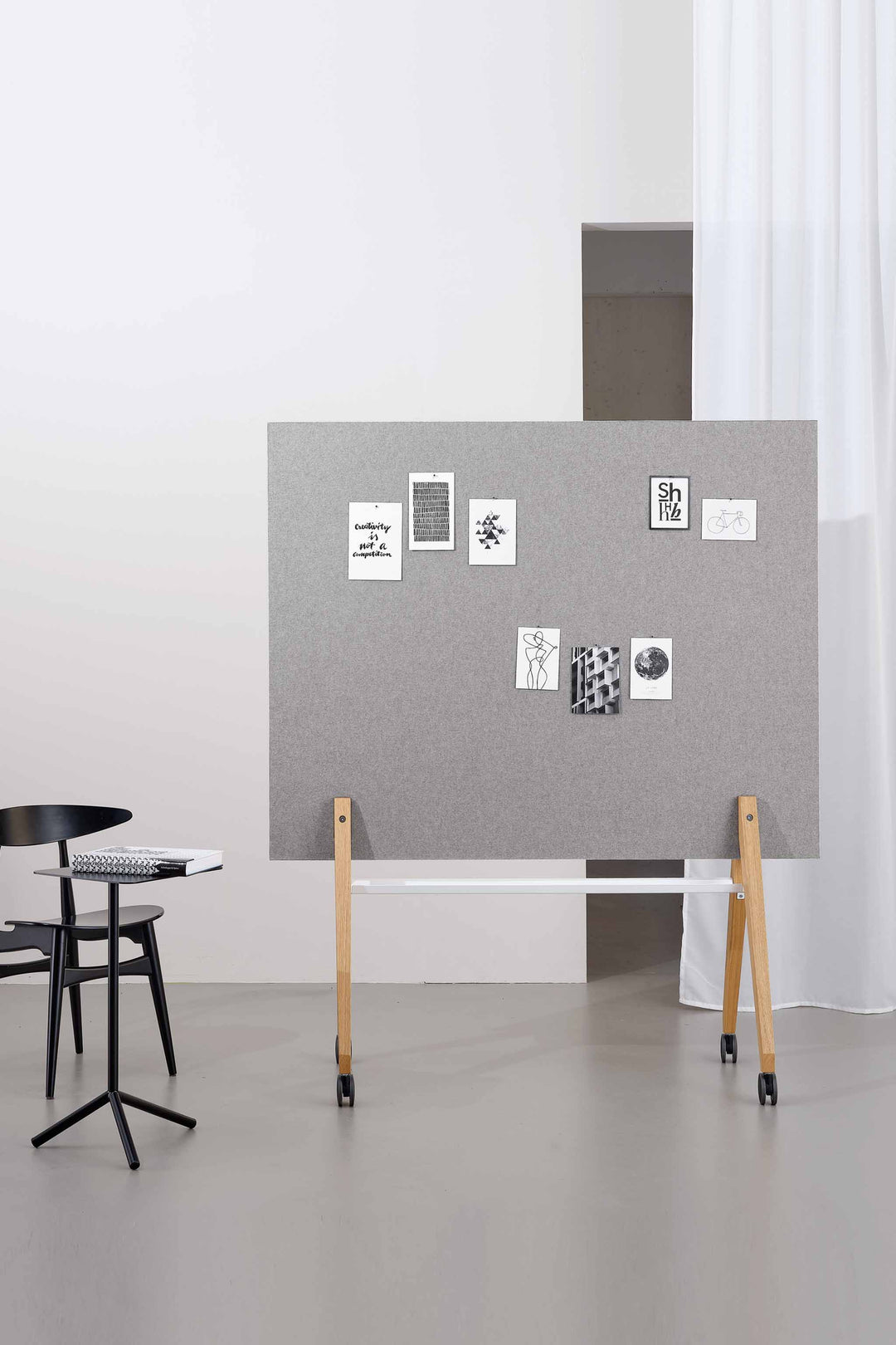 Tableau d'affichage Pin Up on Tour 150cm, blanc