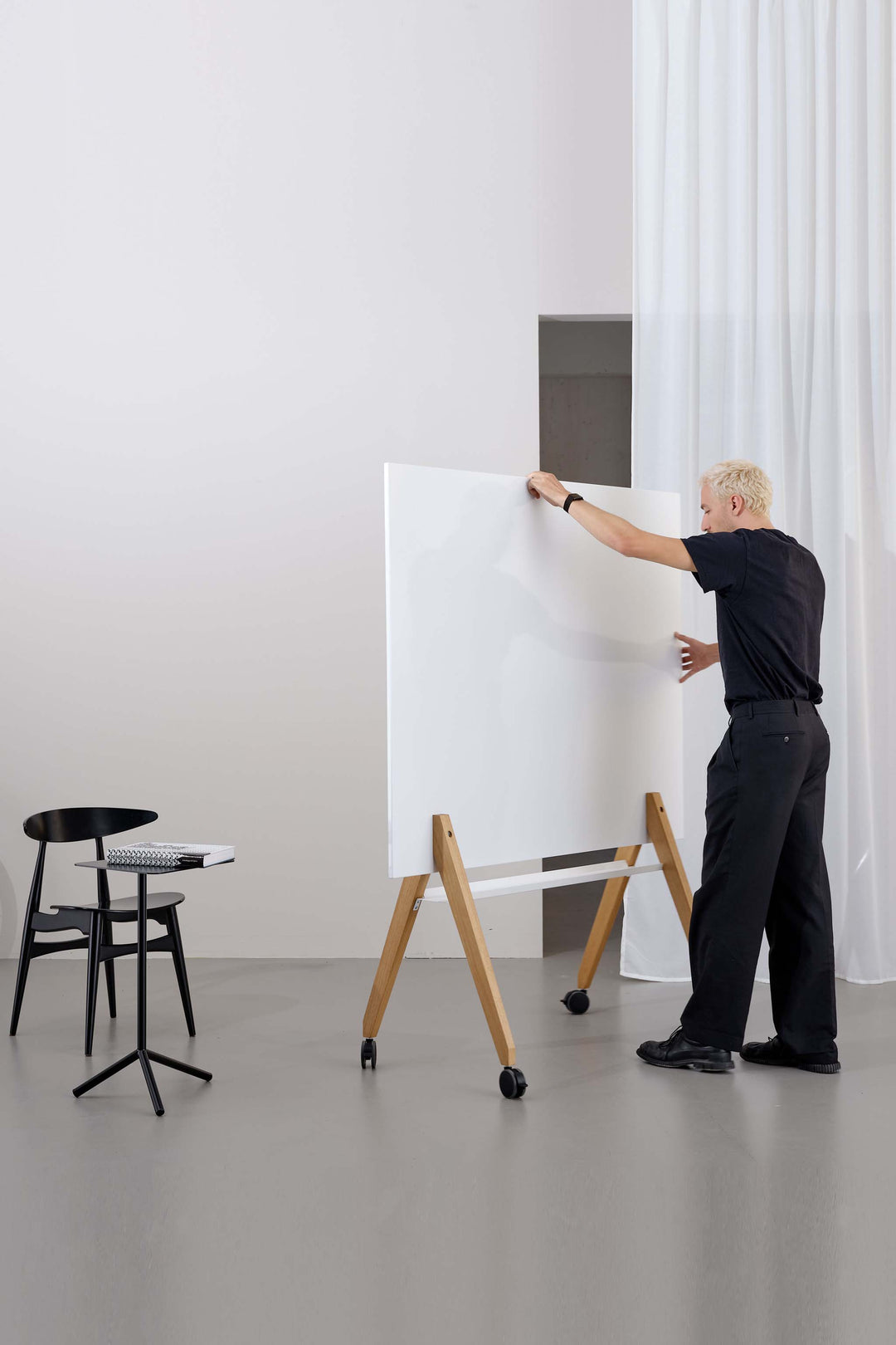 Tableau d'affichage Pin Up on Tour 120cm, blanc